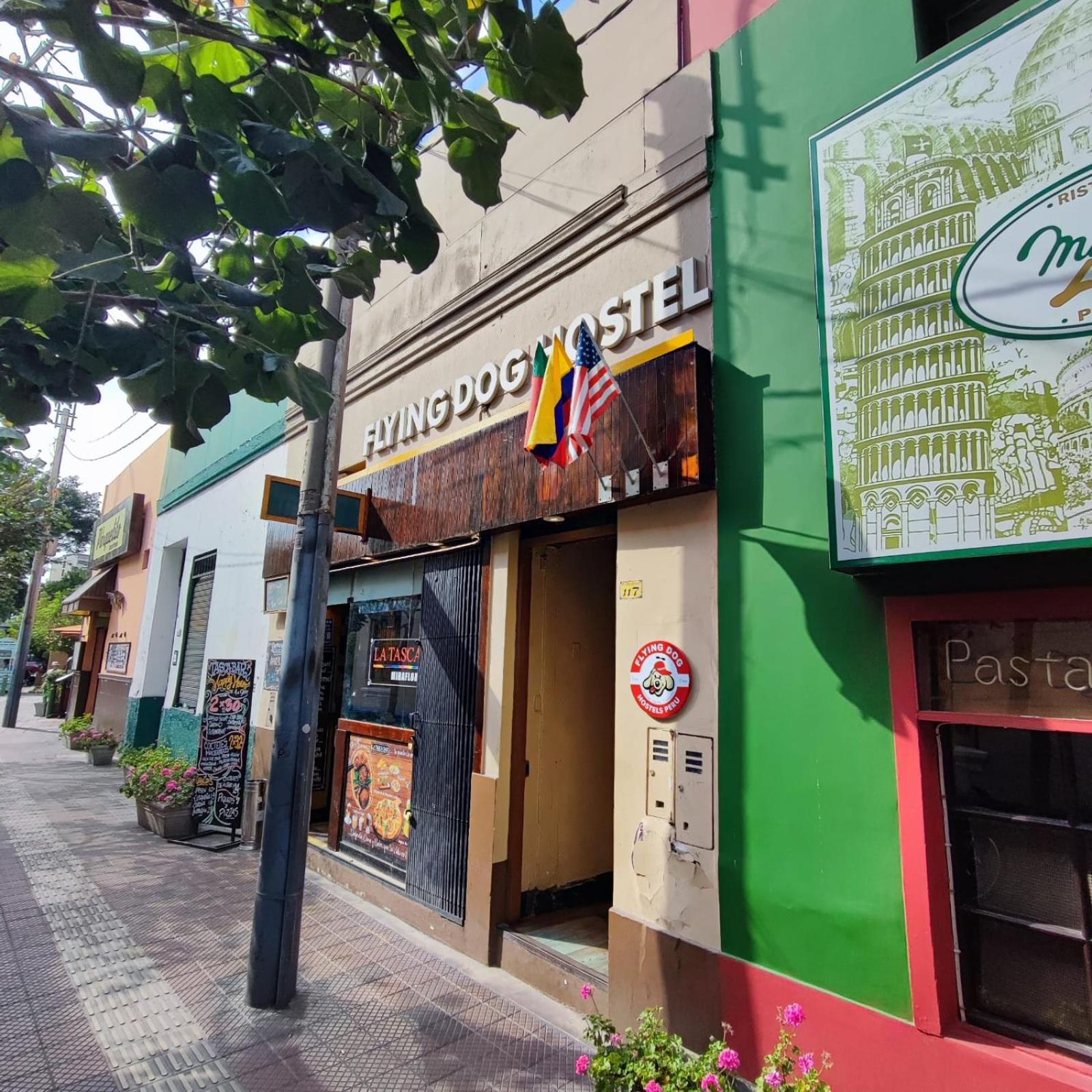 Flying Dog Hostel Lima Exterior foto