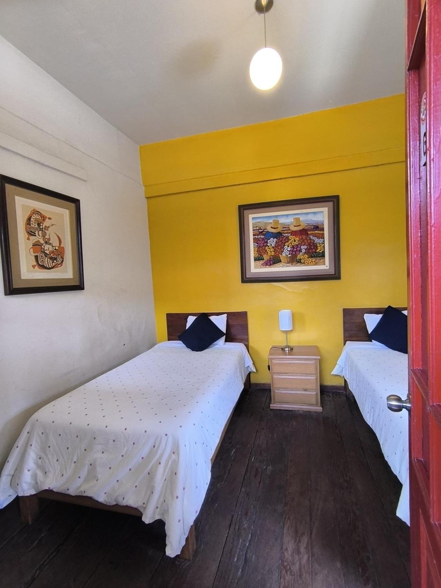 Flying Dog Hostel Lima Exterior foto